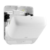 Tork Matic® dispenser for paper towels in a roll (2)